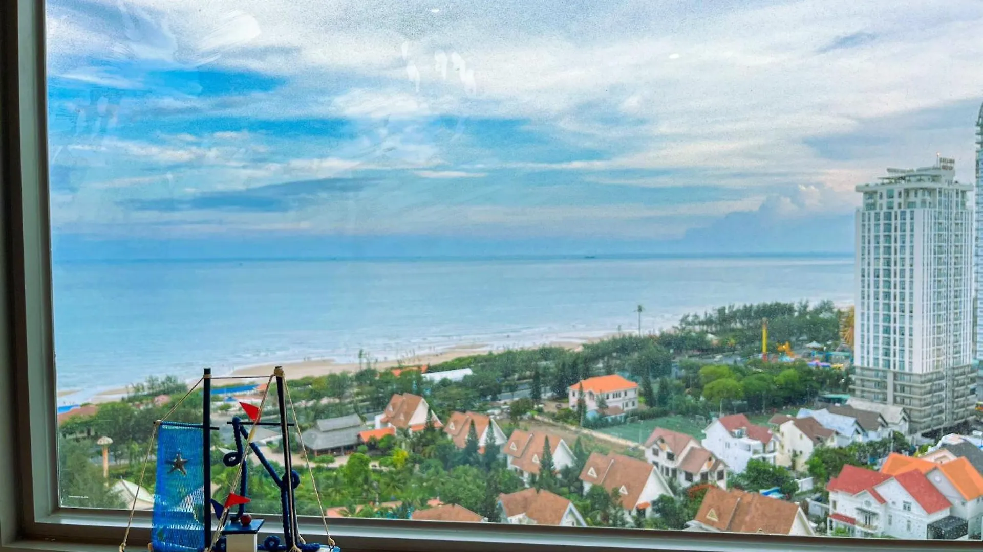 The Song Vung Tau Near Beach By Hoang Gia
