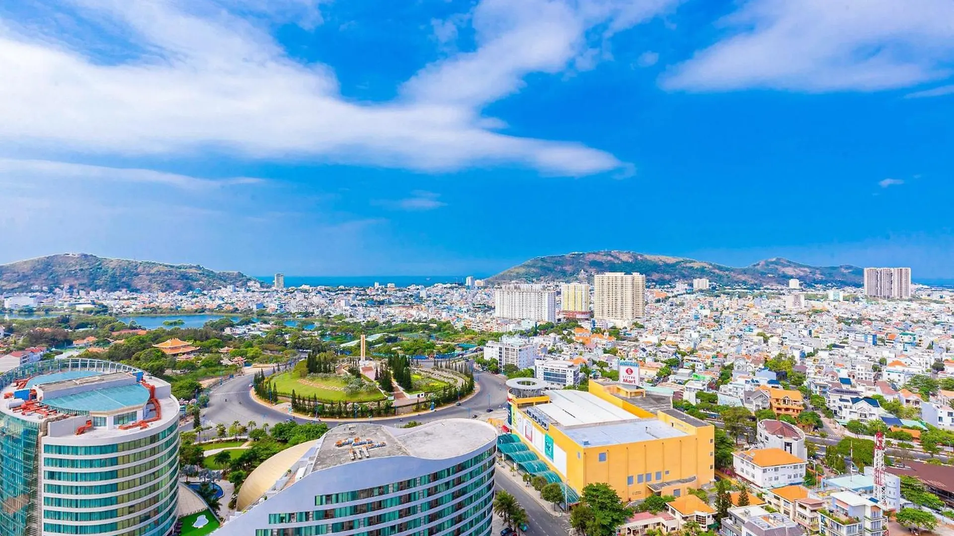 The Song Vung Tau Near Beach By Hoang Gia